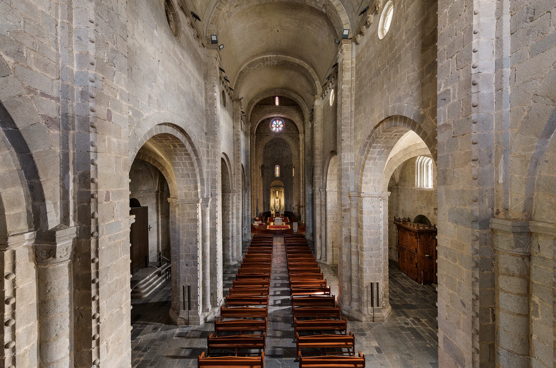 Vista interior de la Catedral de Santa Maria d'Urgell