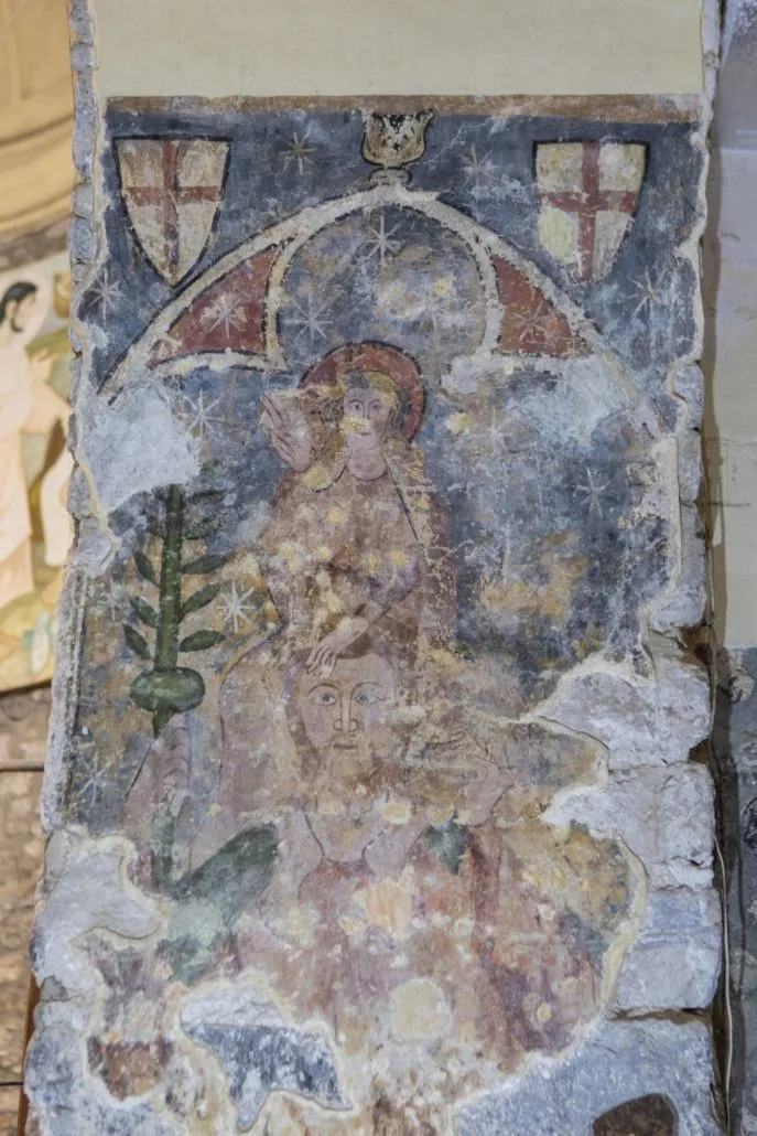 Pintura mural representant a Sant Cristòfol. 
